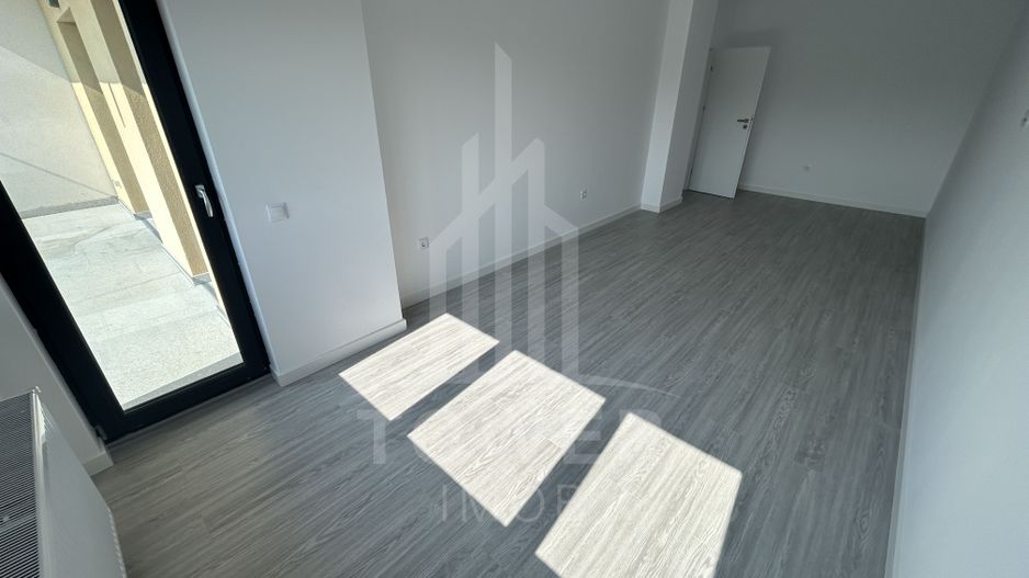 Spațiu de birou de închiriat – 2 camere, balcon generos – Turnișor - Poză 1