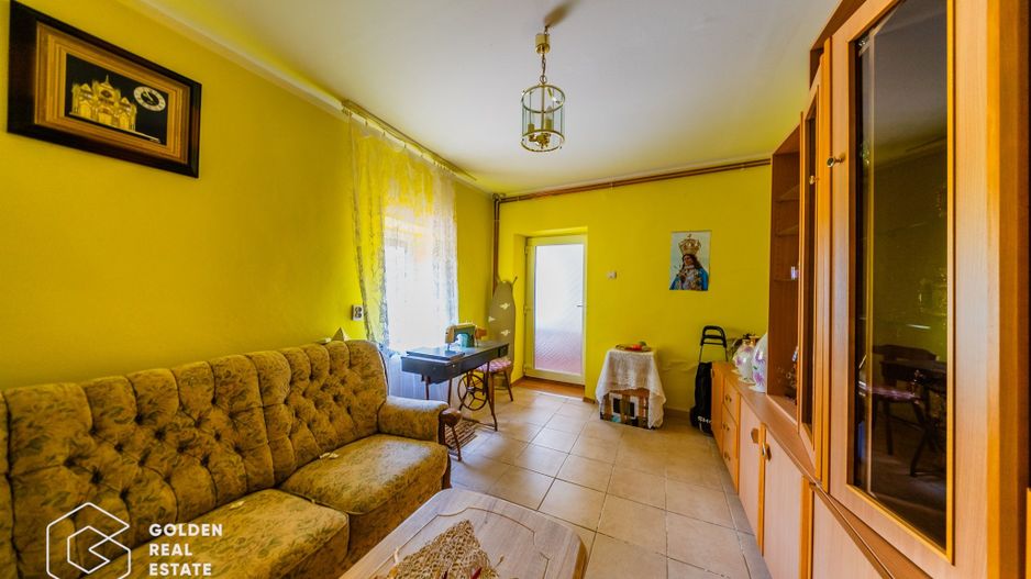 Casa situata in comuna Seitin, la cheie - Poză 17
