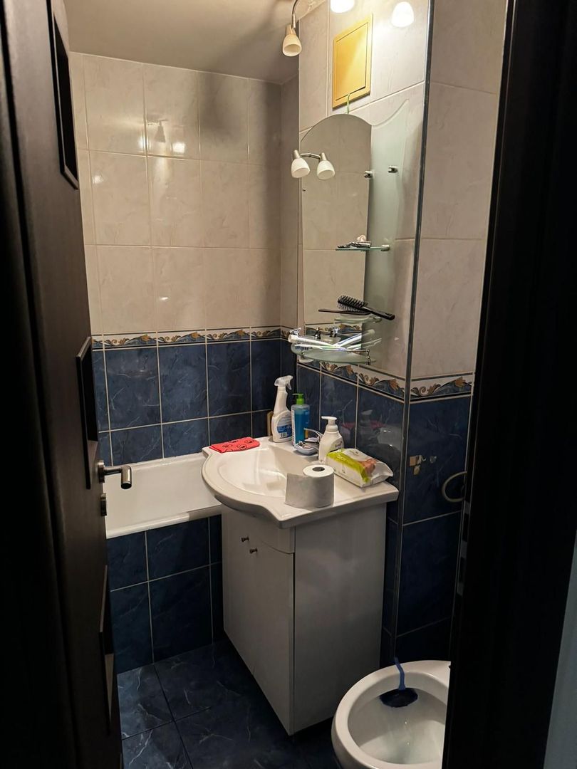 Apartament cu 3 camere , str. Bozieni - Poză 26
