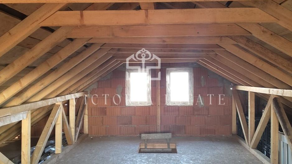 Casa de vanzare Pleasa,com.Bucov - Poză 4