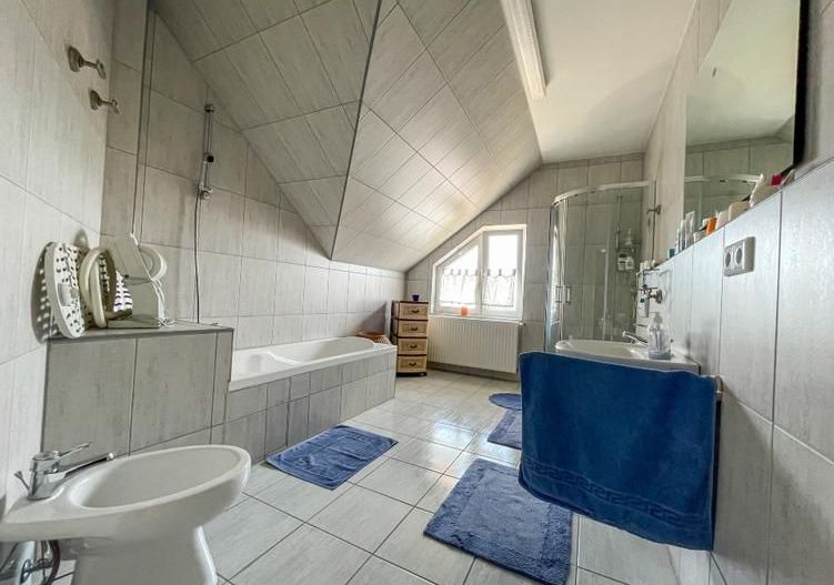 BRASADAS vinde casă tip D P M cu teren 17 ari in Bercu Roșu. - Poză 7