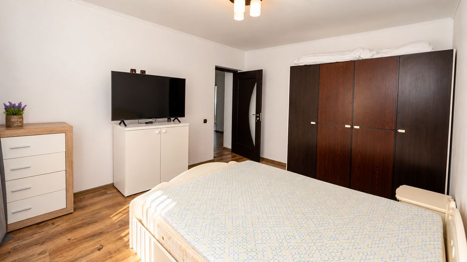 Apartament 2 camere de vanzare, 67mp mobilat, parcare, bloc cu 6 ap. - Poză 8