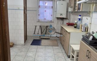 Apartament cu 4 camere de vanzare in Blaj - Poză 6