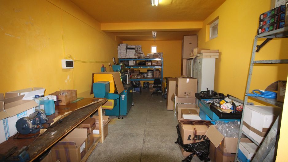 Imobil  cu destinatie mixta - Poză 38