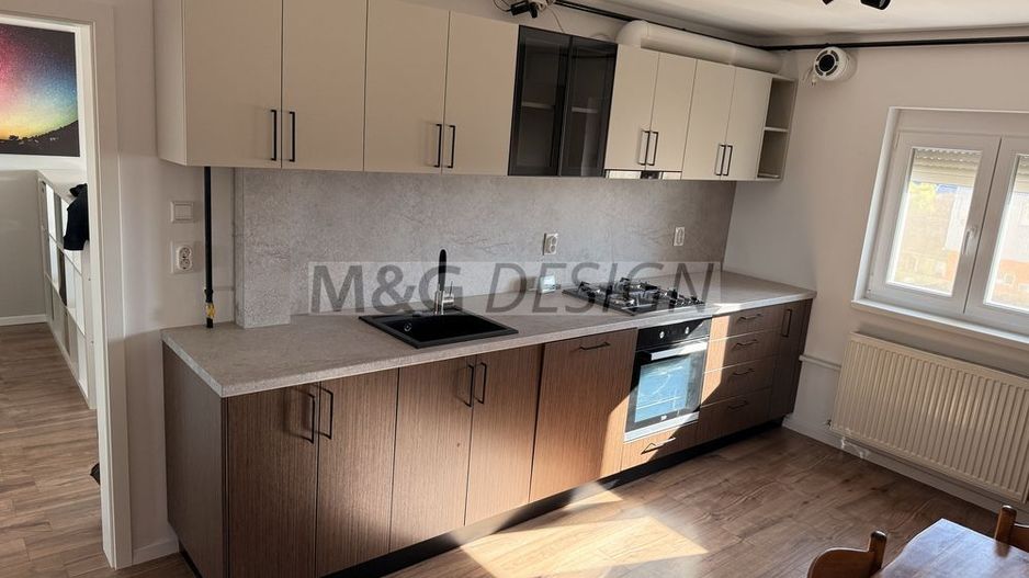 Apartament  2 camere Soarelui  decomandat - Poză 3