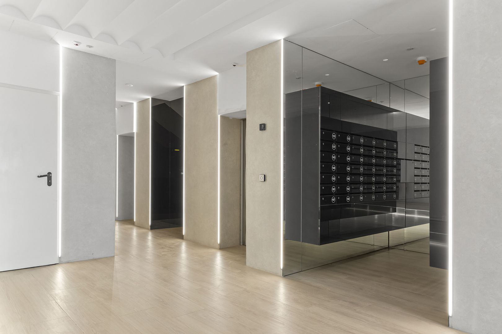 Vânzare apartament 3 camere, 77mp | Nemobilat - Poză 23