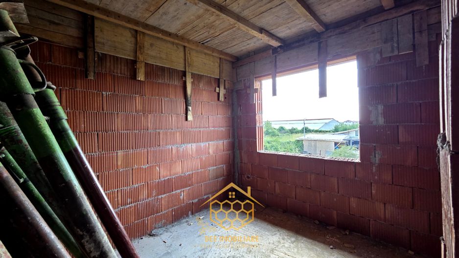 Casa P+1 pe strada Stegan Cel Mare - Carcea - Toate Utilitatile - Poză 13