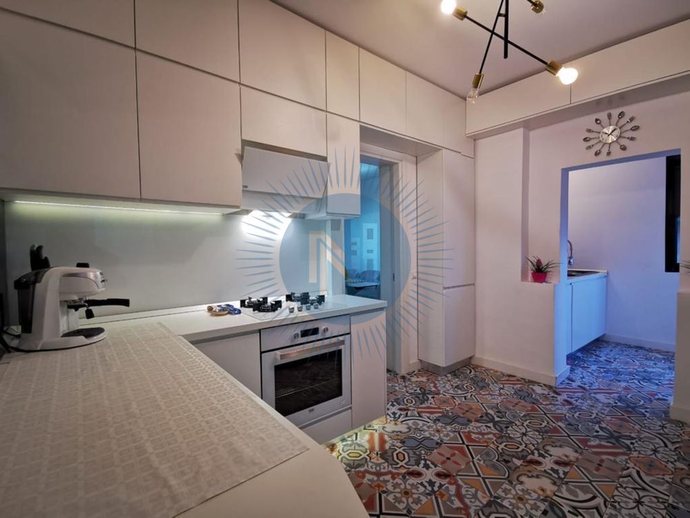 Apartament 4 camere Capitale - Poză 3