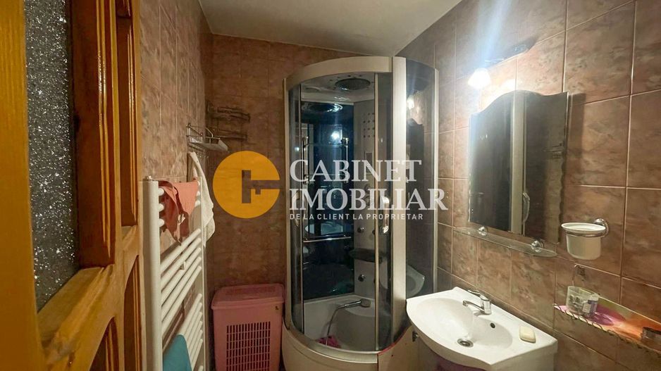 Apartament 3 camere decomandat zona Galata - Poză 6
