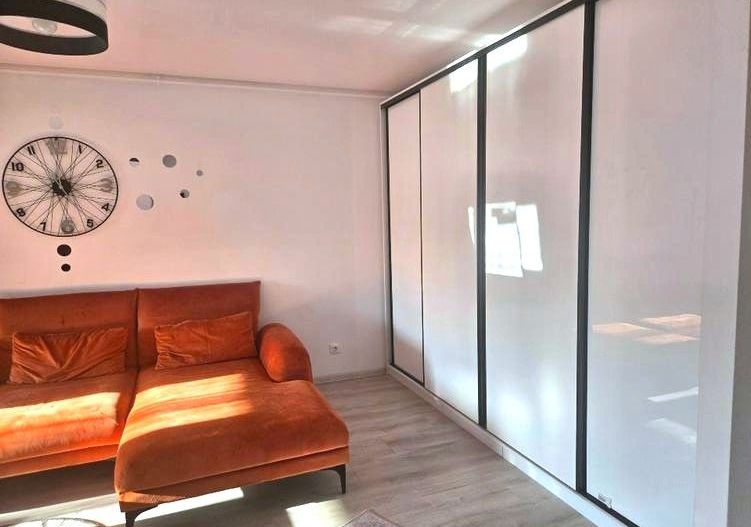 🏡 Închiriez Apartament cu 2 camere, Hils Pallady, parcare inclusă - Poză 8