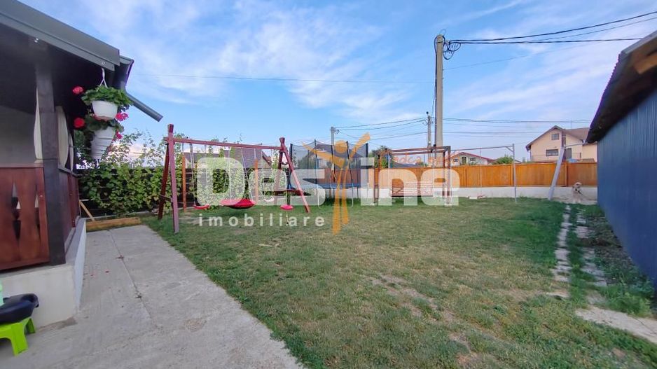 VOROVEȘTI - Casă individuală P+POD + 573 mp teren - Poză 25