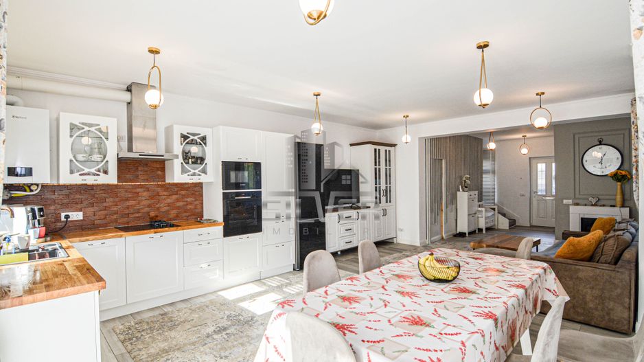 Casa de tip duplex finisata mobilata in Floresti zona Florilor - Poză 3