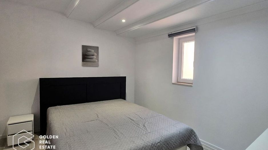 Casă cu design deosebit în Vladimirescu - Poză 9