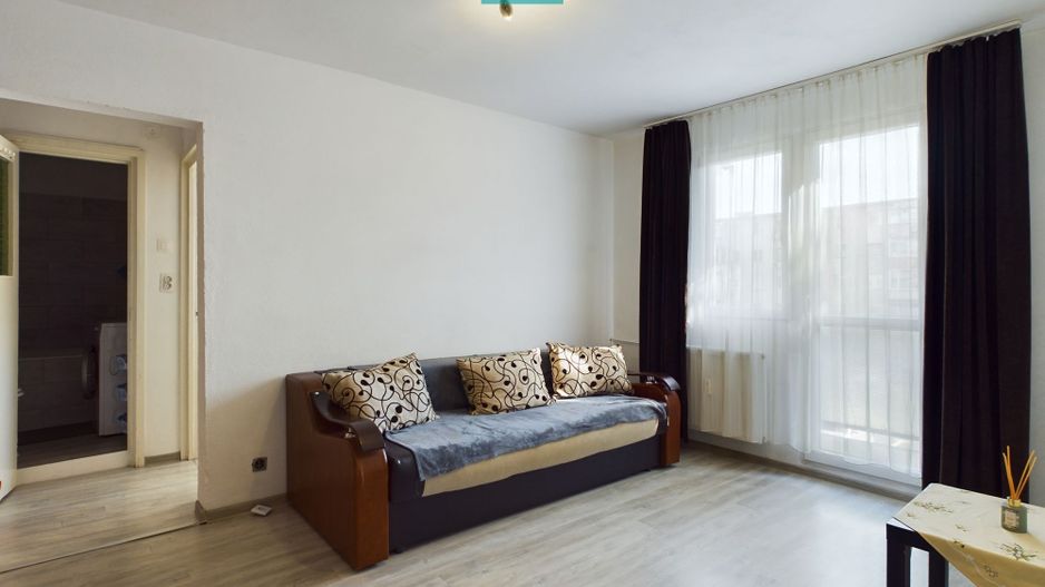 Apartament cu 2 camere de închiriat în Vlaicu - Poză 4