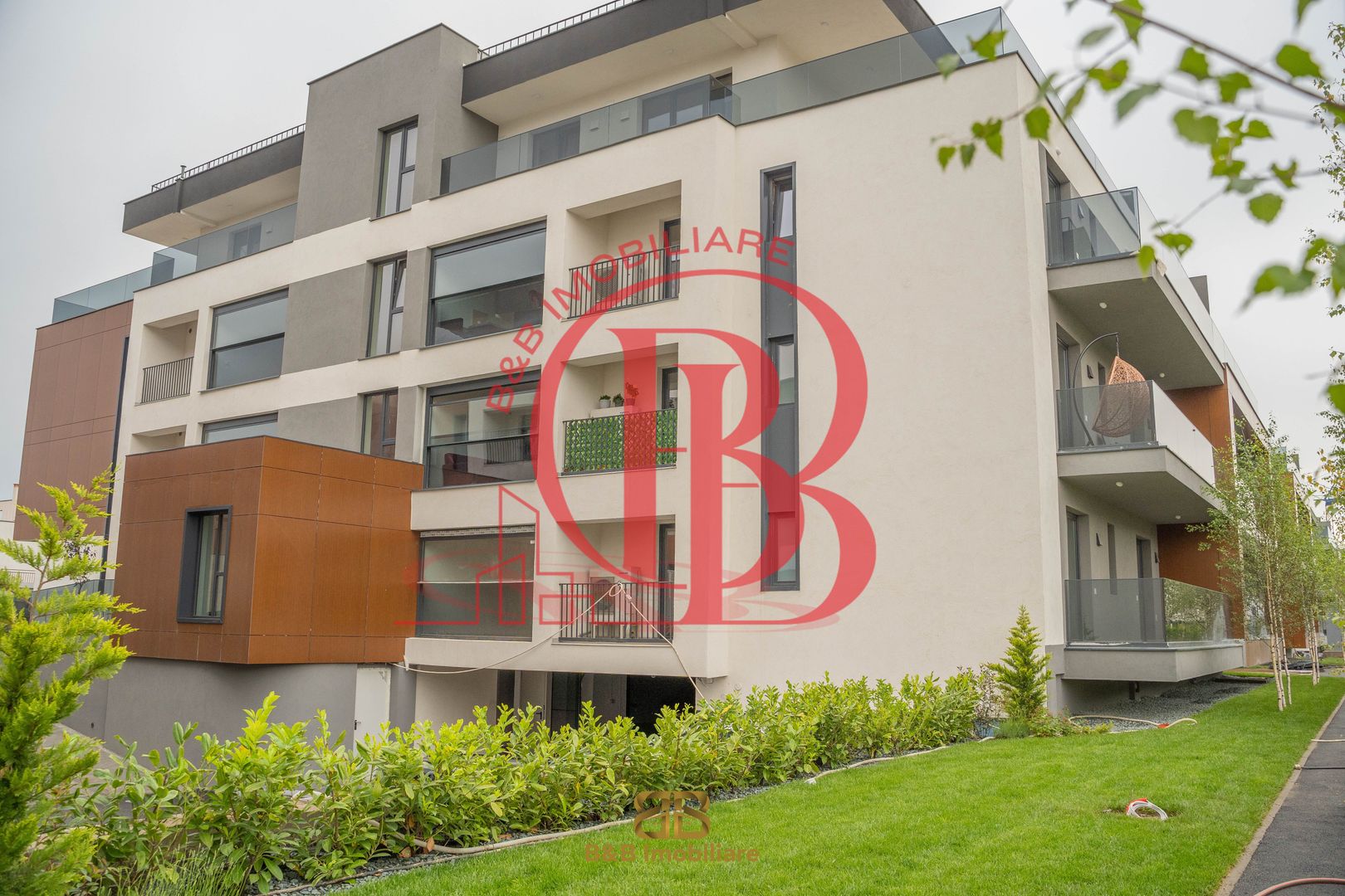 Penthouse 2 camere independent energetic panouri solare - Poză 1