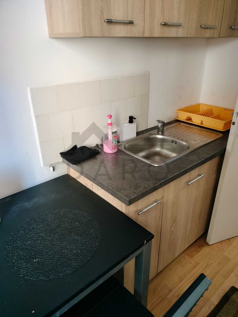 Dau în chirie apartament cu 2 camere in Tudor,Tg Mureș - Poză 4
