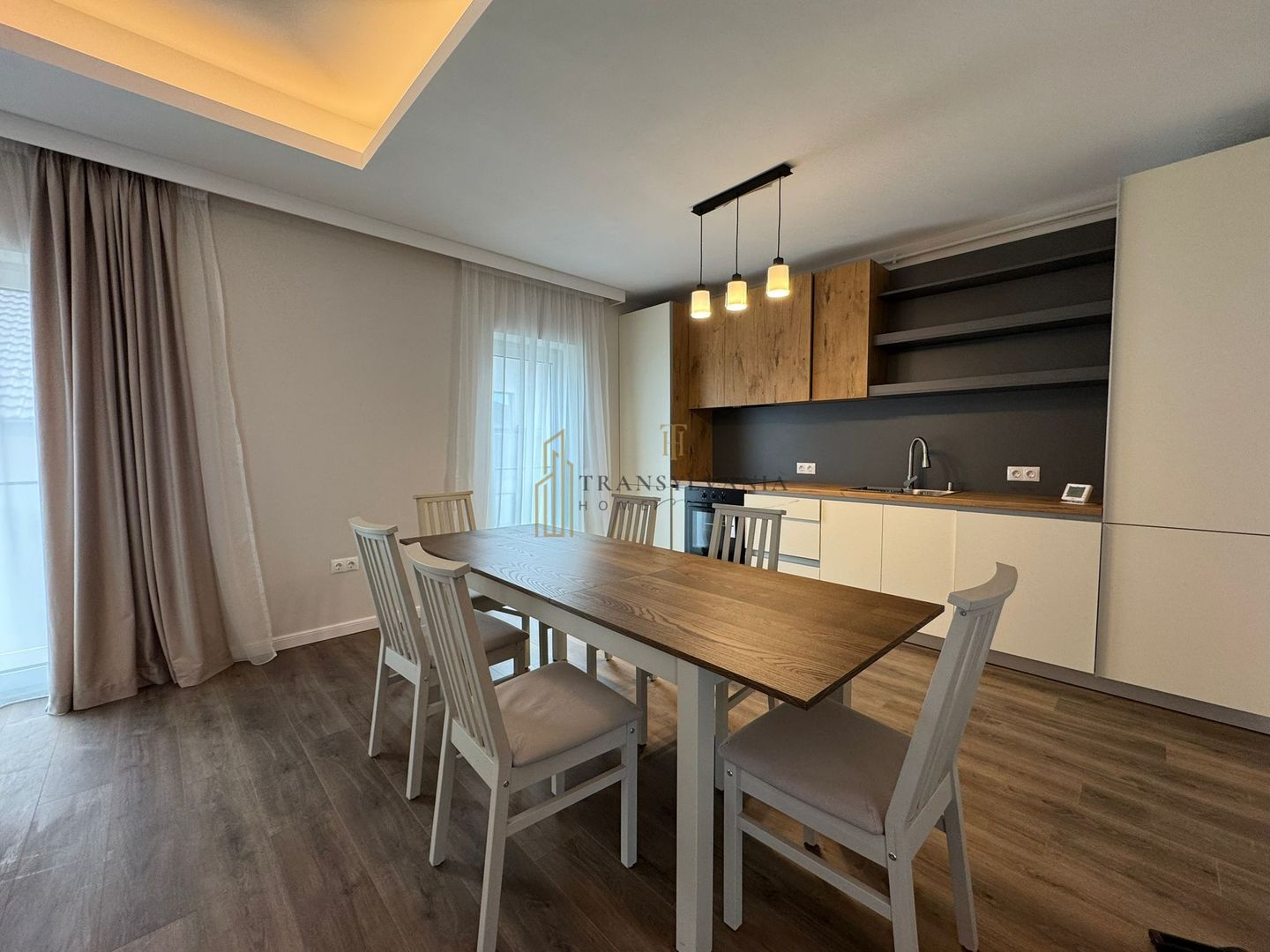 Apartament 3 camere, modern, suprafata generoasa - Poză 5