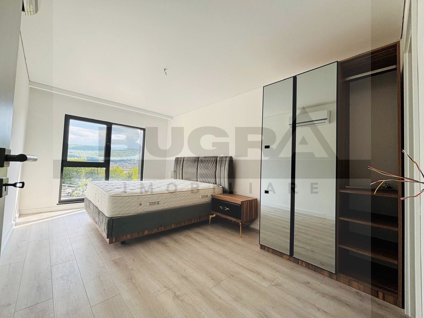 Apartament 4 camere modern, prima inchiriere, garaj, zona Golden Tulip - Poză 5