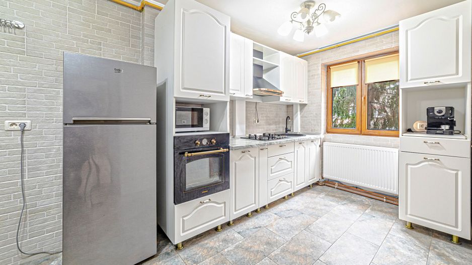 Apartament impecabil în zona băncilor, Podgoria. - Poză 3