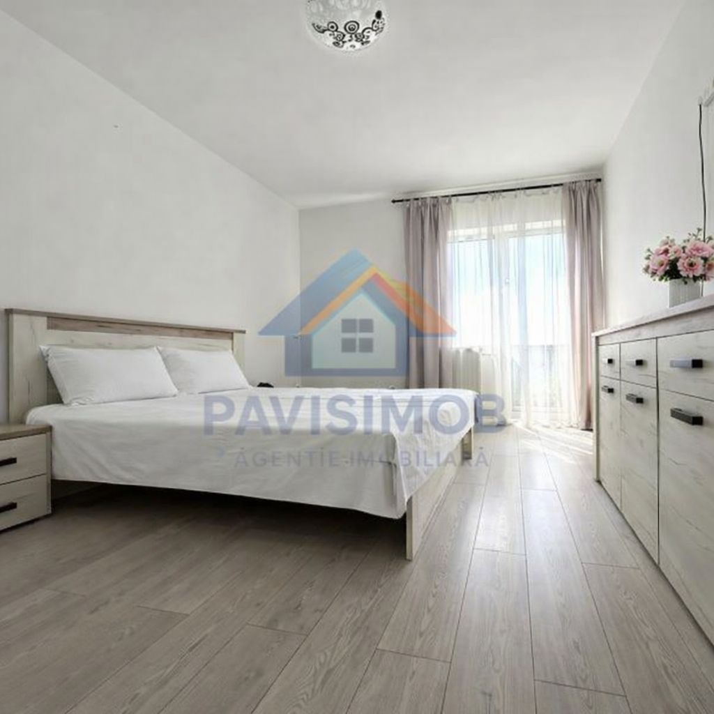 Casă de închiriat Sânpetru – curte + parcare - Poză 6