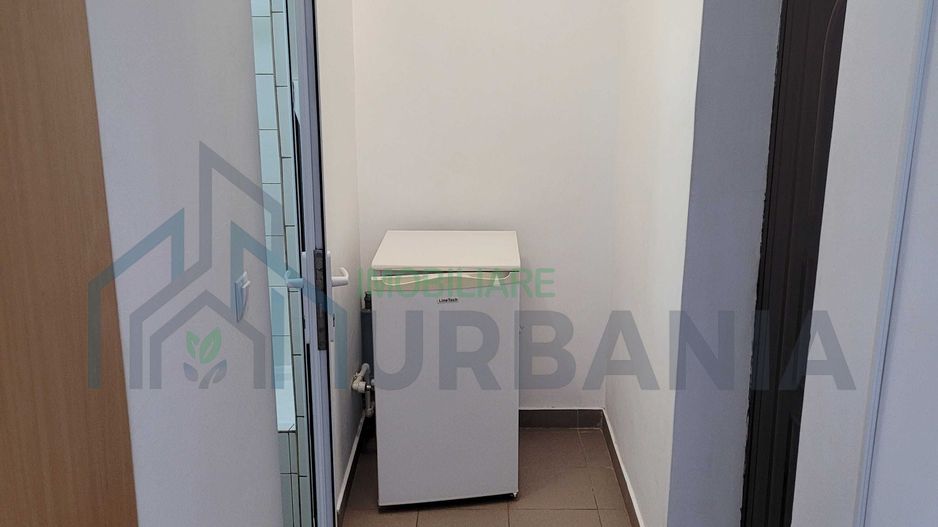 Apartament 1 cameră, zonă centrală Podul de Fier, mobilat, cu balcon și loc de parcare - Poză 3