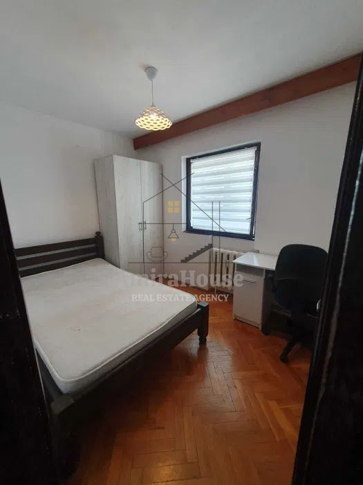 Apartament 4 camere etaj 3 din 4 zona Mogosoaia - Poză 7