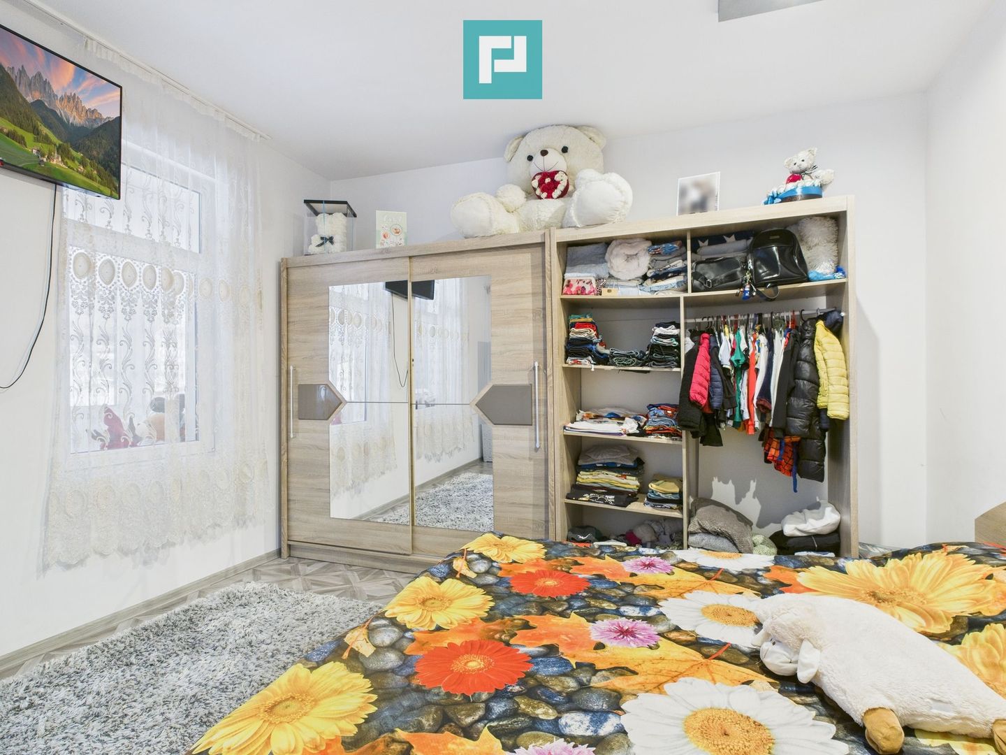 Două case, curte mare, lângă Castelul Huniazilor - Poză 4