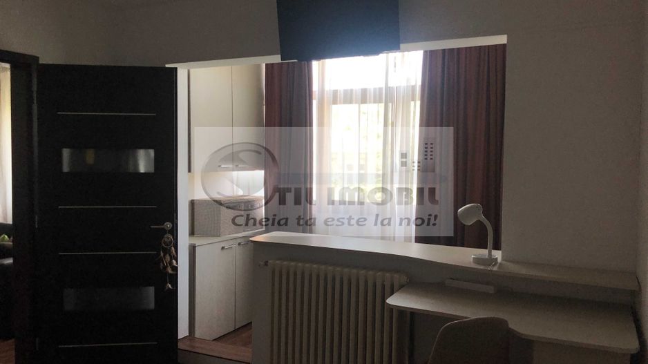 Apartament 2 camere renovat integral – Podu Roș, Bd. Socola - Poză 5