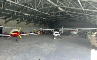 Aerodromul Horesti 24 ha teren + 1400 m2 hangare și 550 m2 cladire administrativa - Poză 5
