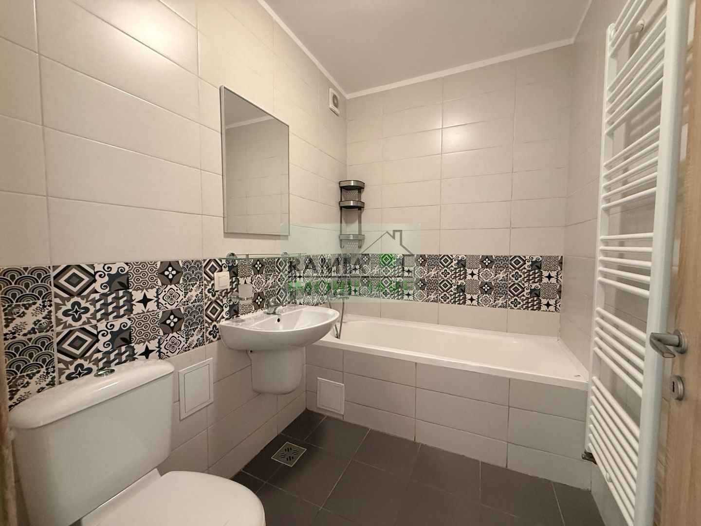 Apartament 2 camere decomandat, etaj 1, parcare, mobilat&utilat - Poză 10