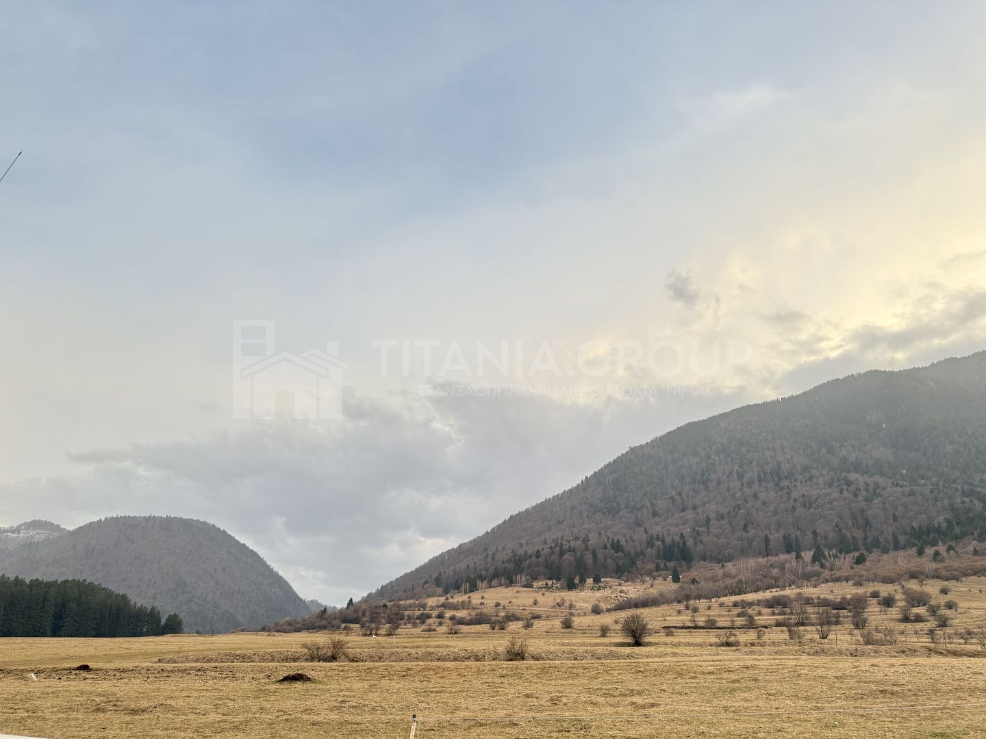 Teren intravilan, 2548 mp, cu priveliște superbă - Zărnești - Poză 2