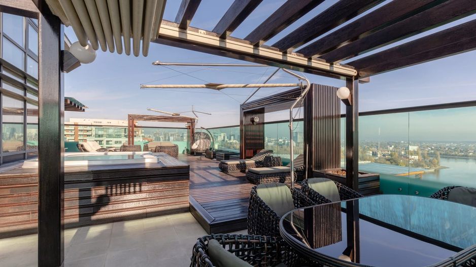 PENTHOUSE CU VEDERE PANORAMICA 258mp|| TERASE 215 MP || 3 LOCURI DE PARCARE - Poză 2