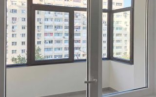 Apartament  2 camere ,decomandat , Bld.Alexandru cel bun 55 mp - Poză 5