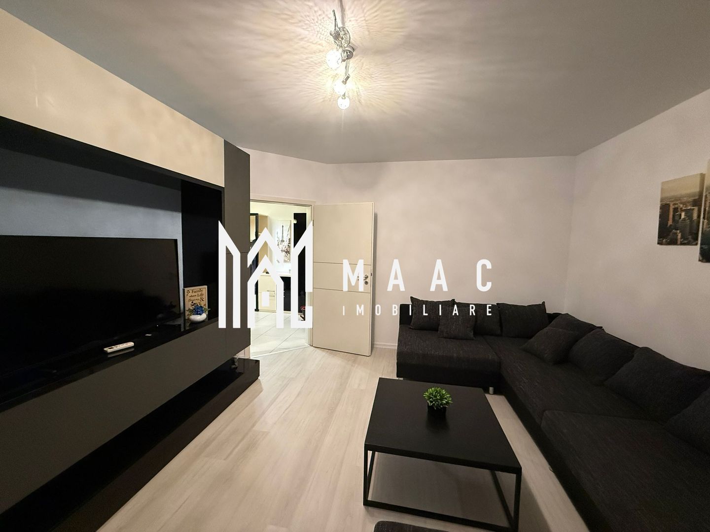 Apartament 2 Camere | Etaj Intermediar | Vedere Spre Munte |  Avantgarden - Poză 2