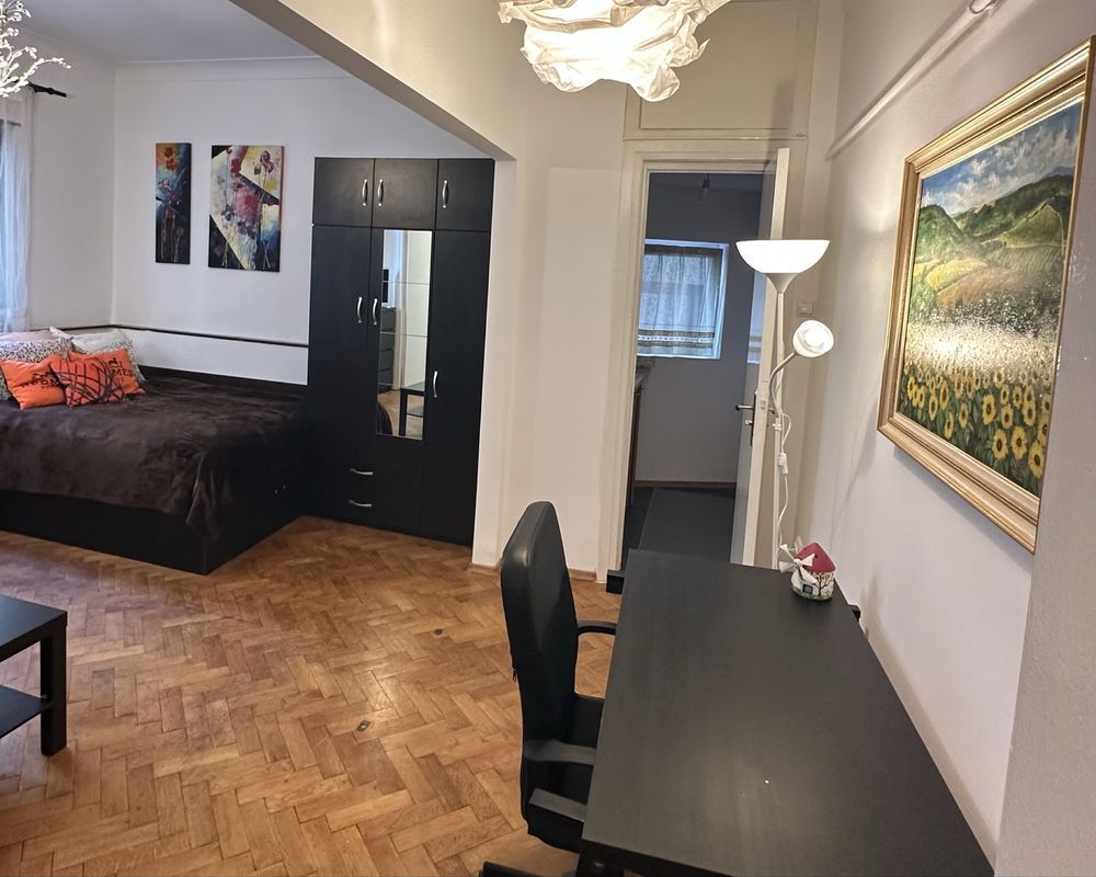 GARSONIERĂ RENOVATĂ | 43 MP | ETAJ 1 | COMPLET MOBILATĂ | LIFT - Poză 1