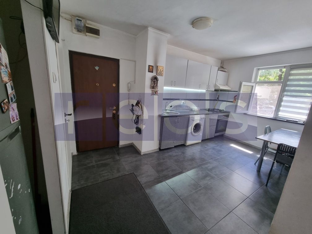 VANZARE 3 CAMERE DECOMANDAT - PARCARE - 2 BALCOANE -VITAN - Poză 7