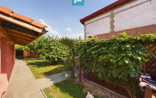 Casă cu 7 camere și 2 băi in Grădiște - Poză 26