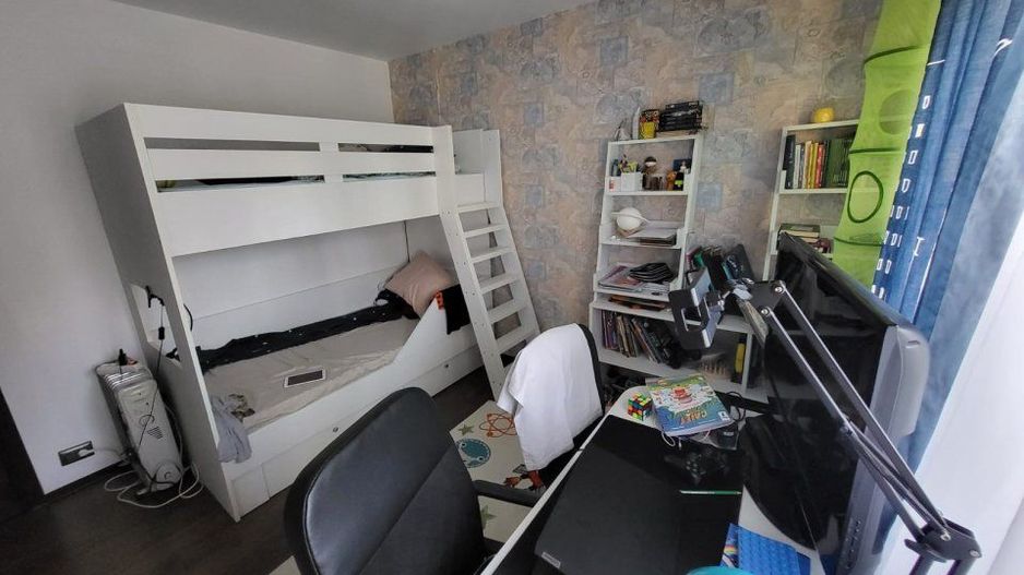 APARTAMENT MODERN 2 CAMERE CRANGASI DECOMANDAT BLOC 1984 - Poză 2