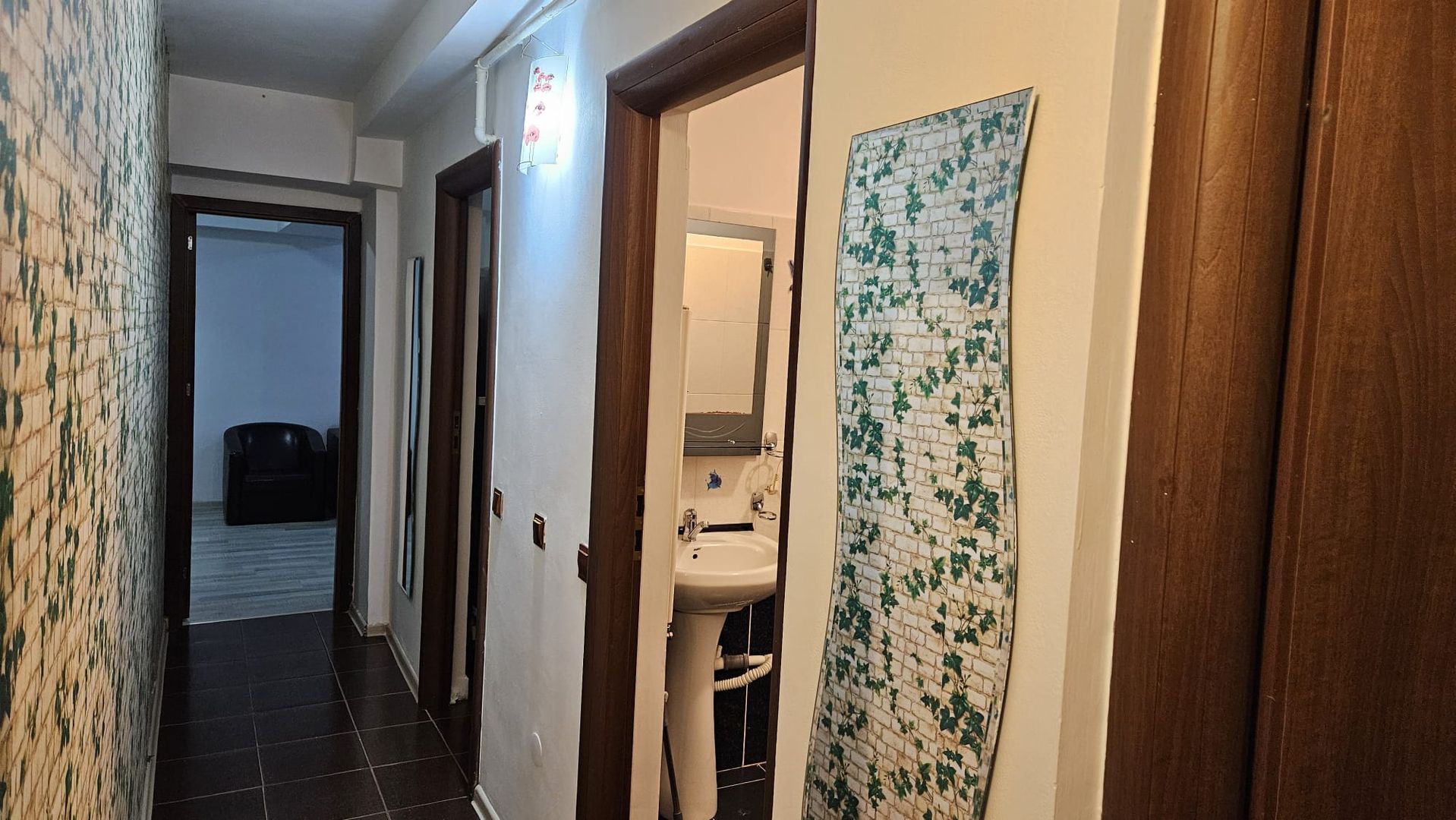 Vânzare ap. 2 camere decomandat | 450 m metrou Gorjului | Demisol - Poză 8