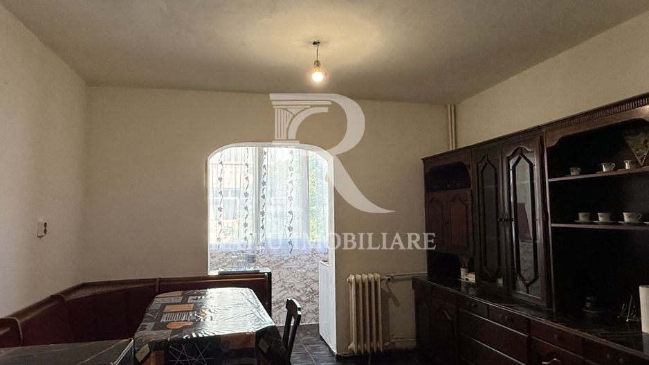 Apartament cu 3 camere de vânzare | Rogerius | Oradea - Poză 1