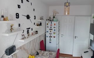 Apartament 2 Camere | Semidecomandat | Balcon Închis | Etaj 3 - Poză 7