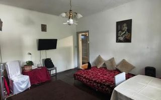 Apartament 3 camere, clădire istorică, centrul Iașului – potențial lux/business - Poză 2
