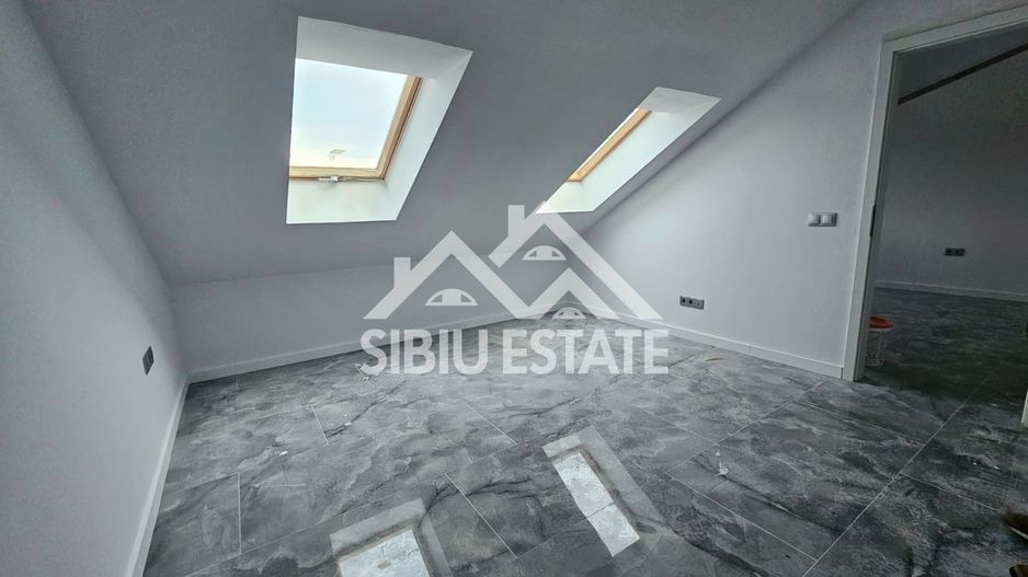 Casa 4 camere, 2 bai Sibiu Vest mutare imediata - Poză 12
