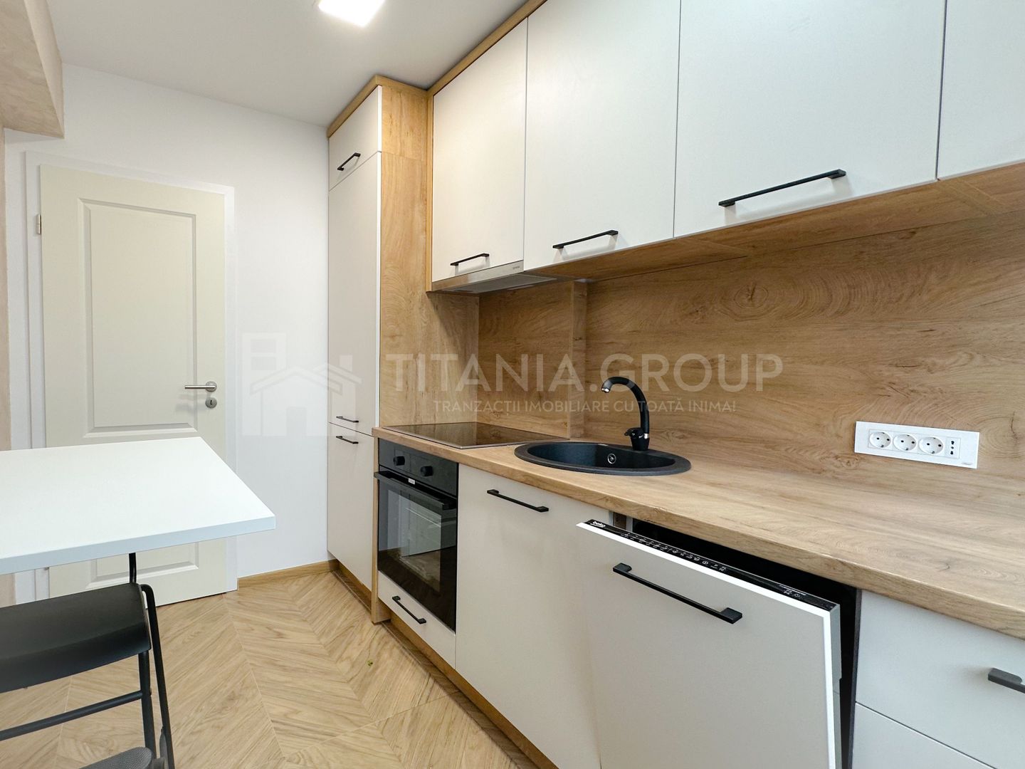 Apartament 2 camere decomandat langa AFI Mall - prima inchiriere - Poză 6