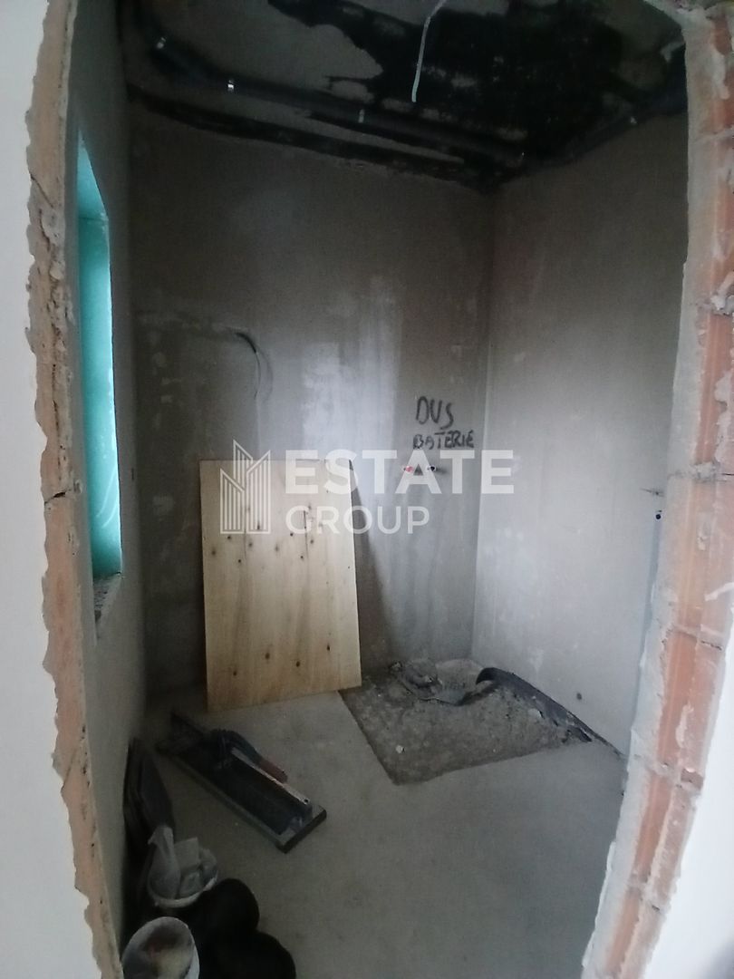 Duplex cu 5 camere despartit prin camera tehnica in Dumbravita - Poză 10