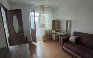 Garsonieră de vânzare, Tătărași, str. Eternitare, bloc cu lift - Poză 1