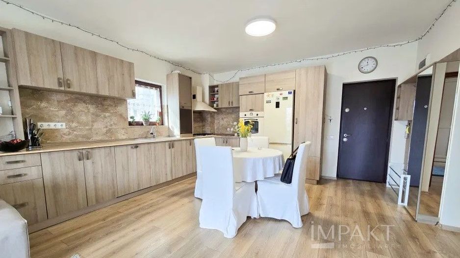 Apartament la vilă în zona liniștită - Poză 4