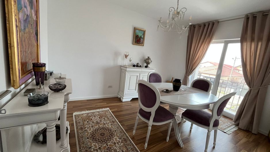 Ocazie! Casă înșiruită în Dumbrăvița, zona Cora - Poză 2