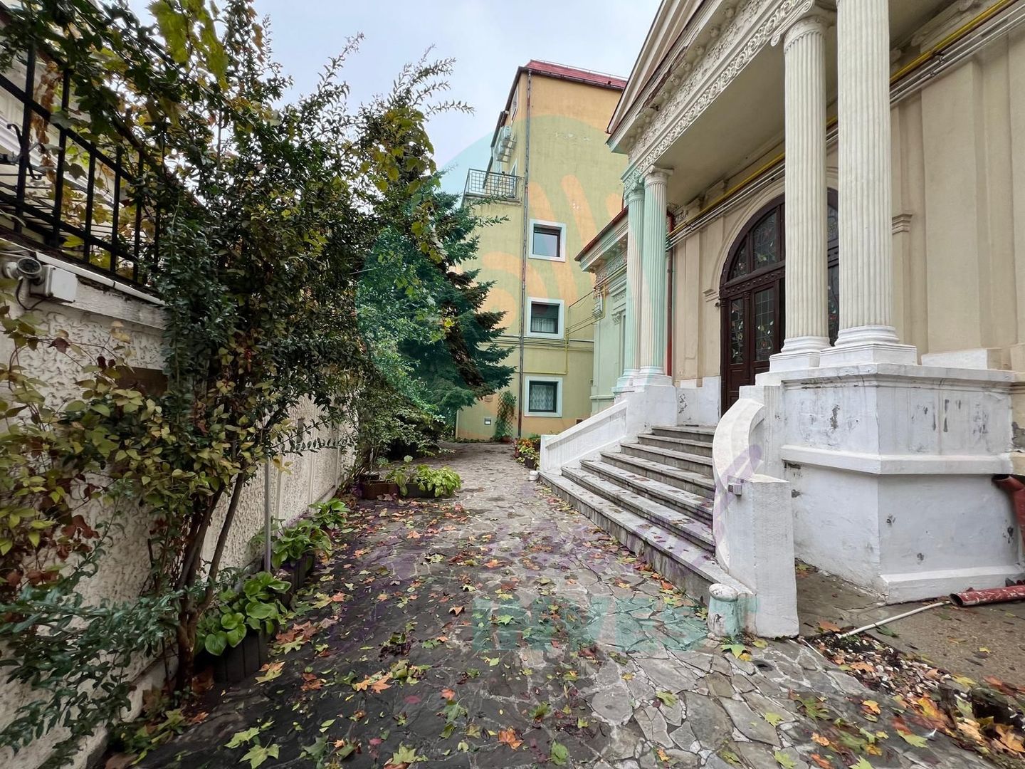 Apartament cochet cu gradină proprie – ultracentral, Piața Unirii - Poză 10