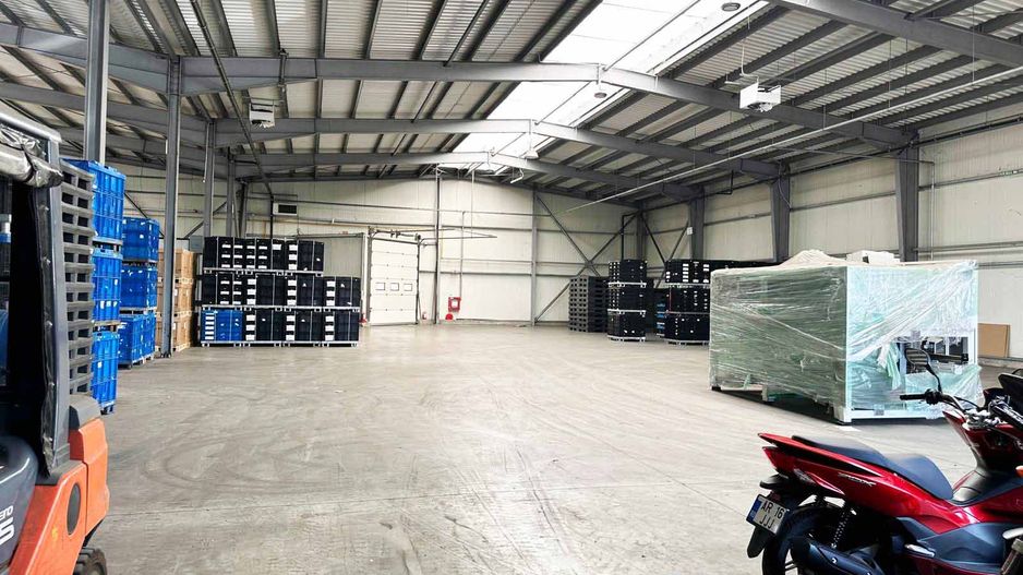 De Inchiriat Hala industria- PREMIUM – 720 mp, Arad | Doc, rampă TIR - Poză 6